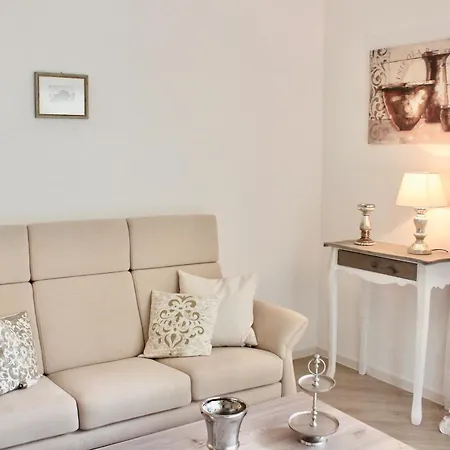 Pipergast Mit Terrasse Apartmán